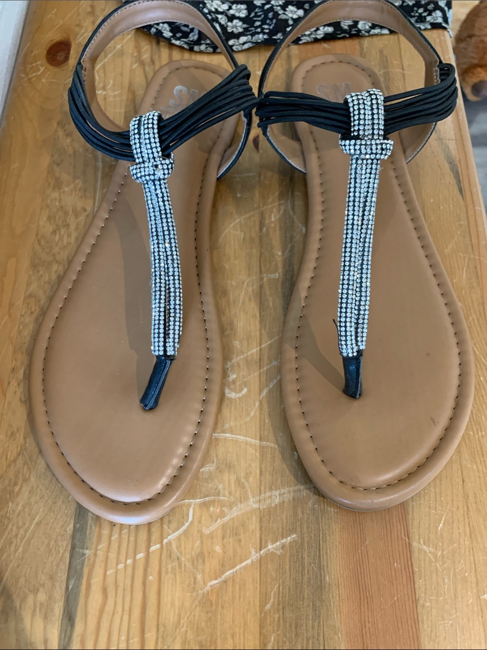 Size 11 New York Black T-Strap Rhinestone Sandals with Tan Footbed